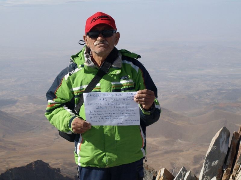 Kayseri basınının 110. yılında Erciyes Dağı’nın zirvesine tırmandılar
