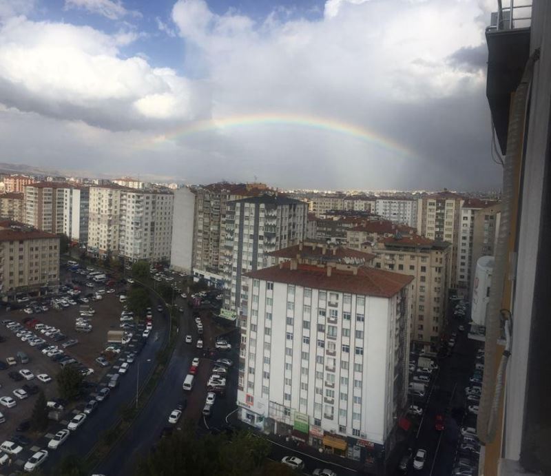 Kayseri’de yağmur sonrasında gökkuşağı oluştu
