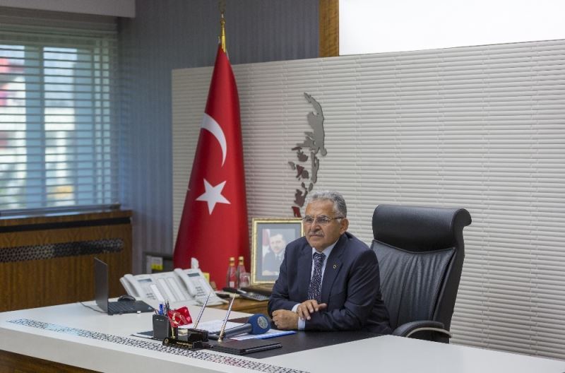 Kayseri Devlet Tiyatrosu yeniden ’Perde’ diyor
