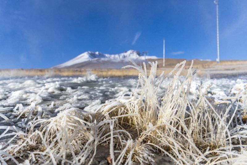 Erciyes kayak pistlerinde suni karlama başladı
