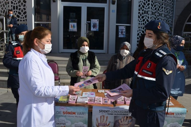 Bünyan’da kadınlara KADES uygulaması anlatıldı
