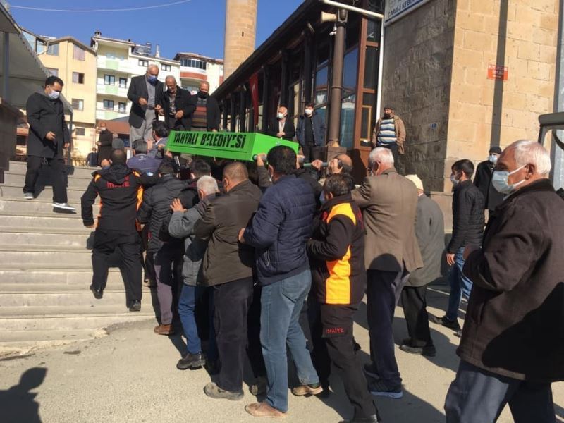 Kanserden hayatını kaybeden itfaiyeci son yolculuğuna uğurlandı
