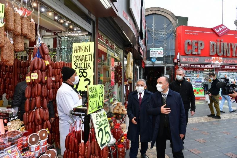 Vali Günaydın ile Başkan Büyükkılıç’tan koronavirüs denetimi
