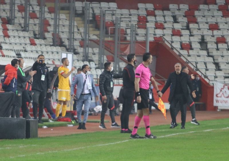 Kayserispor VAR kararlarından şikayetçi
