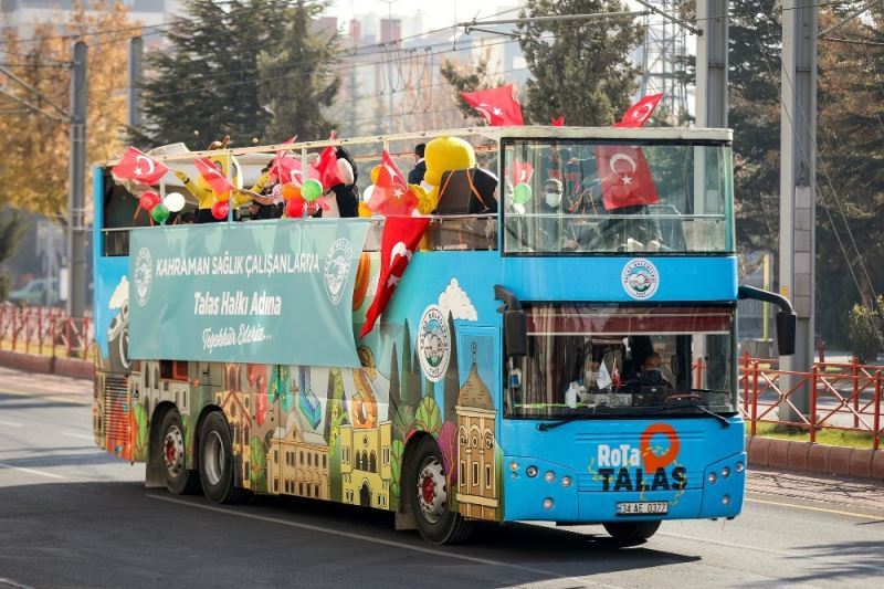 Talas’tan sağlık çalışanlarına şık jest
