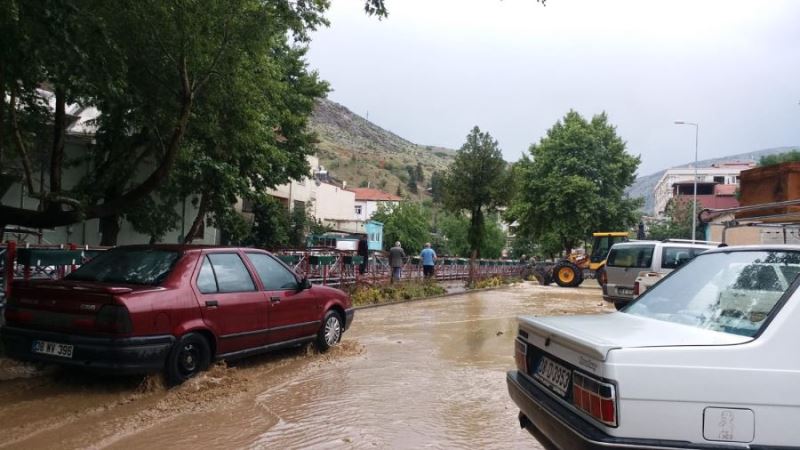 Yahyalı da sel baskını