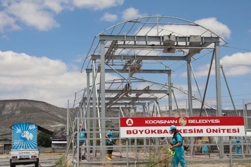 KOCASİNAN’IN MODERN KURBAN KESİM VE SATIŞ YERLERİ BAYRAMA HAZIRLANIYOR