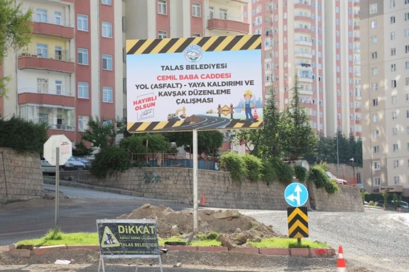 CEMİL BABA CADDESİ YENİLENİYOR