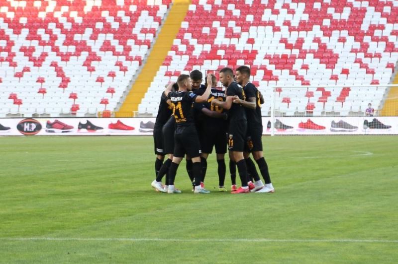 Kayserispor şampiyon gibi karşılandı