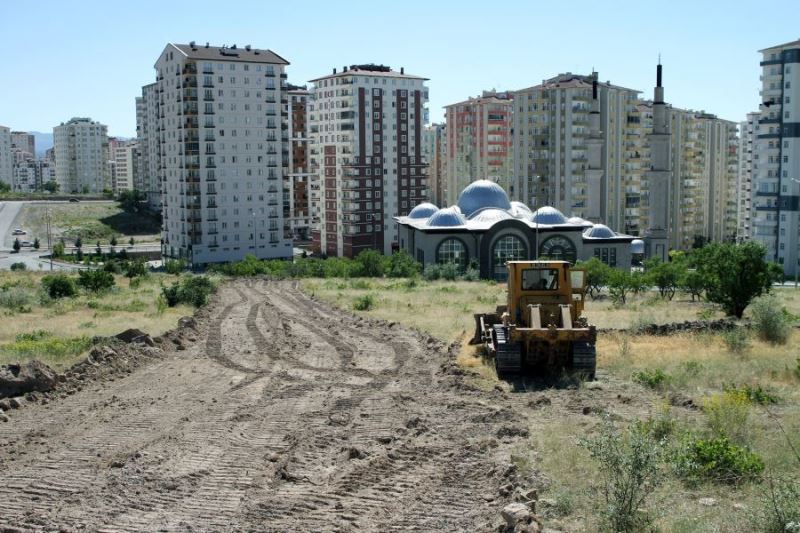 Viyadüğe yeni bağlantı yolları açılıyor