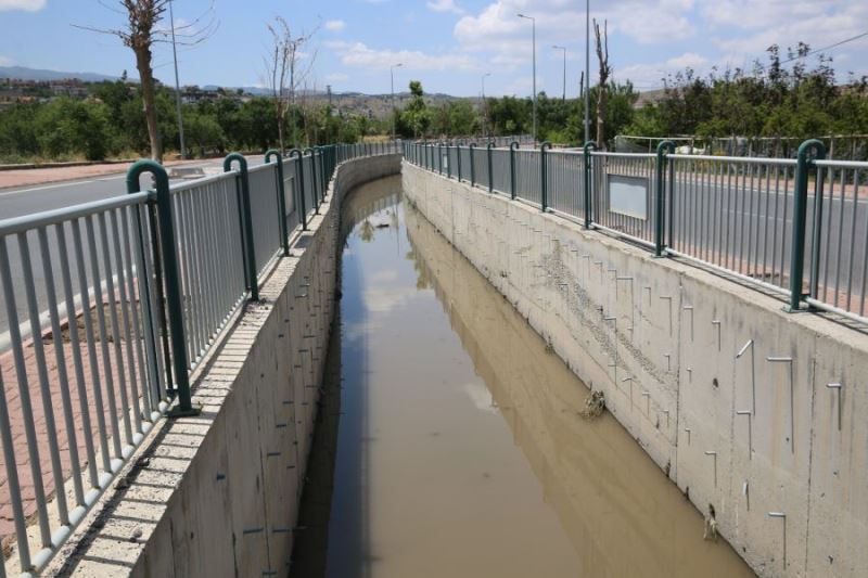 Melikgazi’nin yağmur suyu kanalları aşırı yağıştan etkilenmedi