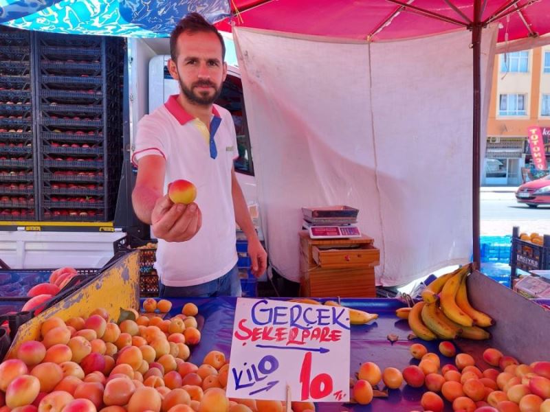 Havalar ısındı, meyve fiyatları düştü