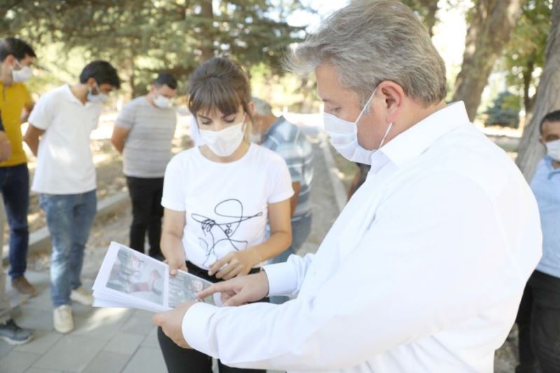 Yeni yüzüyle Alparslan Parkı yakında hizmete geçecek