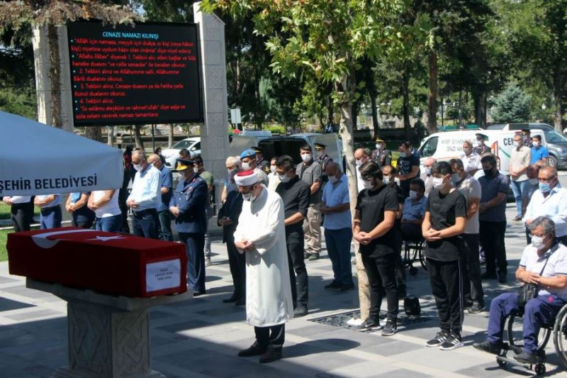 Terörle Mücadele Gazisi Abidin Bak, geçirdiği kalp krizi sonrası hayatını kaybetti.