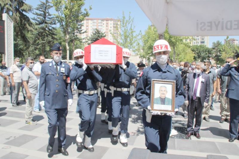  İçtiği hap nefes borusuna kaçan Kıbrıs gazisi hayatını kaybetti