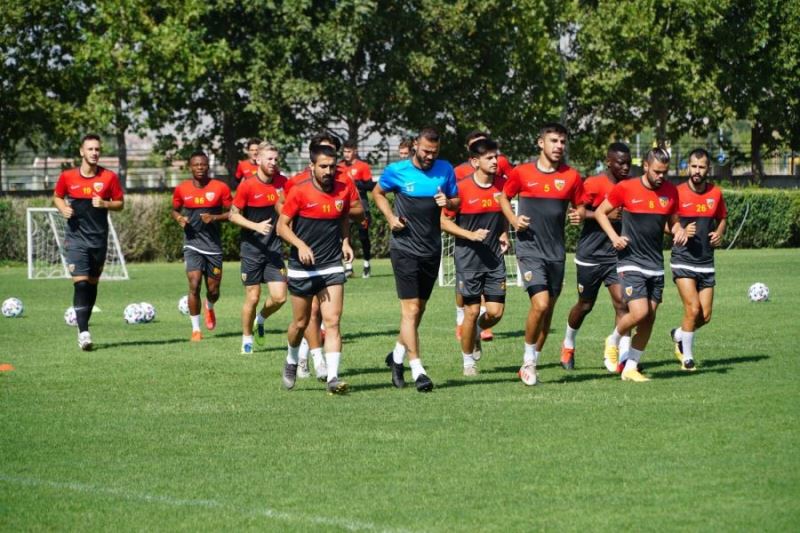  Kayserispor’da 1 kişi pozitif!