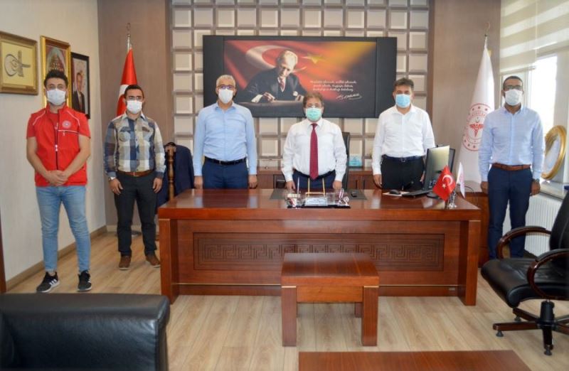 Gençlik Merkezinde üretilen siperlikler teslim edildi
