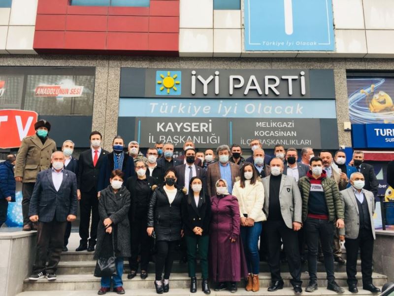 İYİ PARTİ’YE 162 KİŞİLİK TOPLU KATILIM