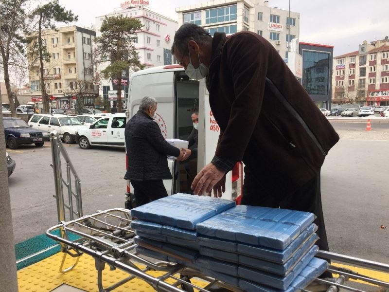 Kayseri’de korona virüs aşıları hastanelere dağıtılmaya başlandı
