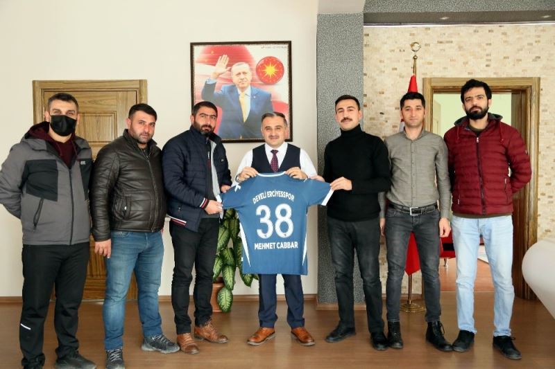 Develi Erciyesspor’dan Başkan Cabbar’a ziyaret
