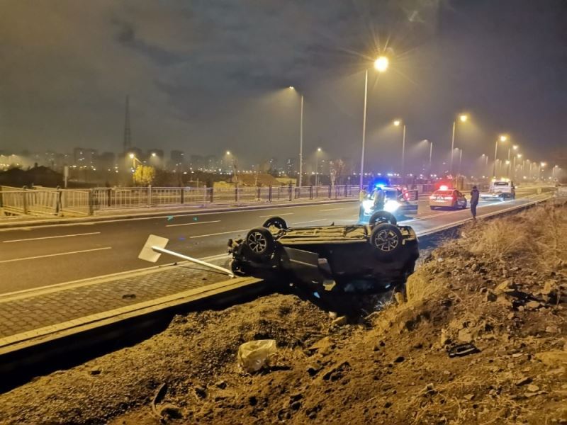 Takla atan araçtan sağ çıktı
