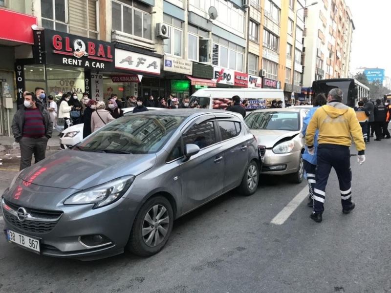 Kayseri’de feci kaza: 2’si ağır 7 yaralı
