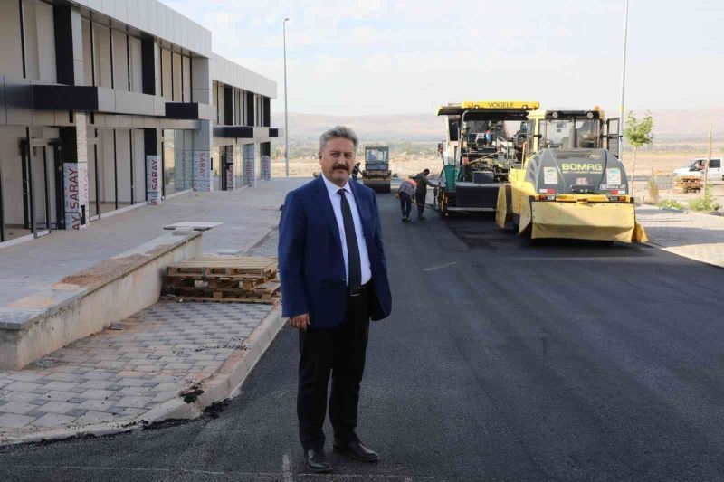 Melikgazi yol yapımında kendi rekorunu kıracak
