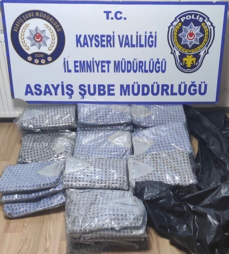 Evlerden kıyafet çalan 6 kişi yakalandı
