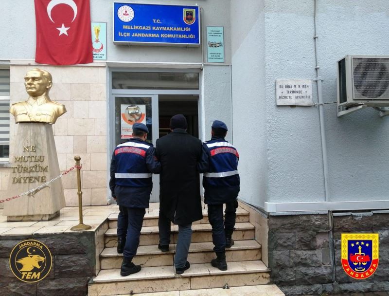 FETÖ üyeliğinden hükümlü ihraç polis yakalandı
