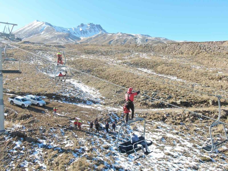 Erciyes’te gerçeğini aratmayan tatbikat
