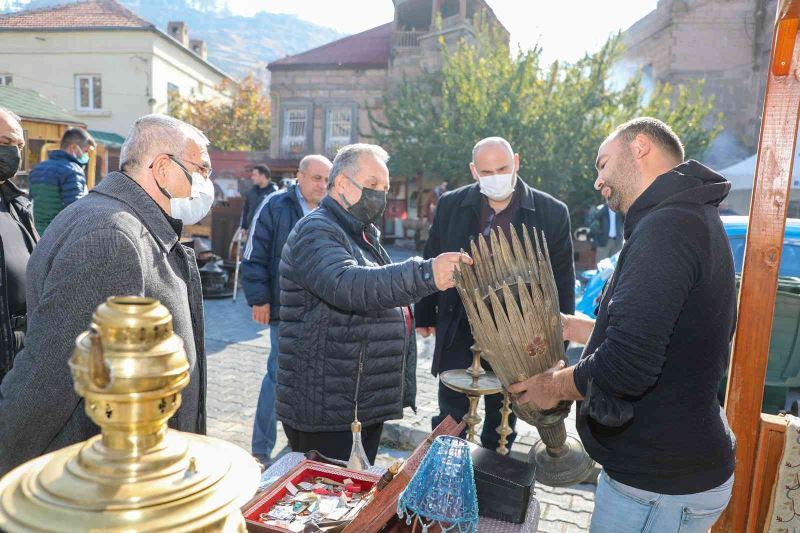 Talas’ta antika mezatı tarihi Okutan Konağı’nda yapılacak
