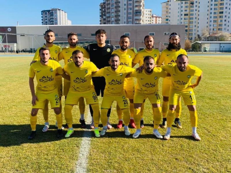 Talasgücü Belediyespor kayıpsız ilerliyor
