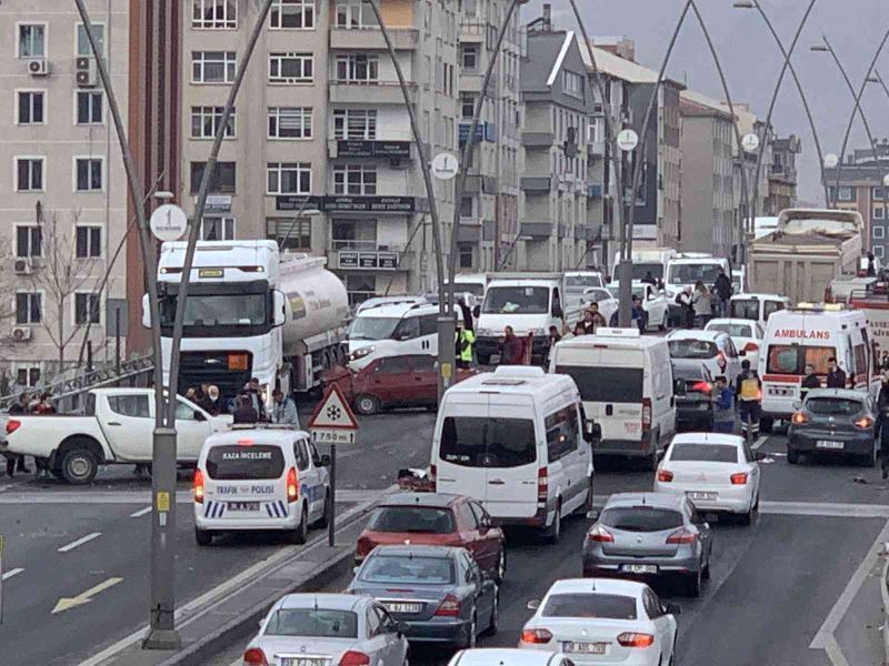 Kayseri’de facia gibi kaza: 4 yaralı
