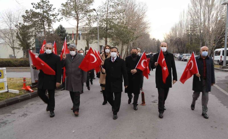 ERÜ, 17 Aralık şehitlerini unutmadı
