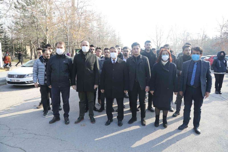 ERÜ Rektörü Çalış, “Sarıkamış Şehitlerini Anma Yürüyüşüne” destek verdi
