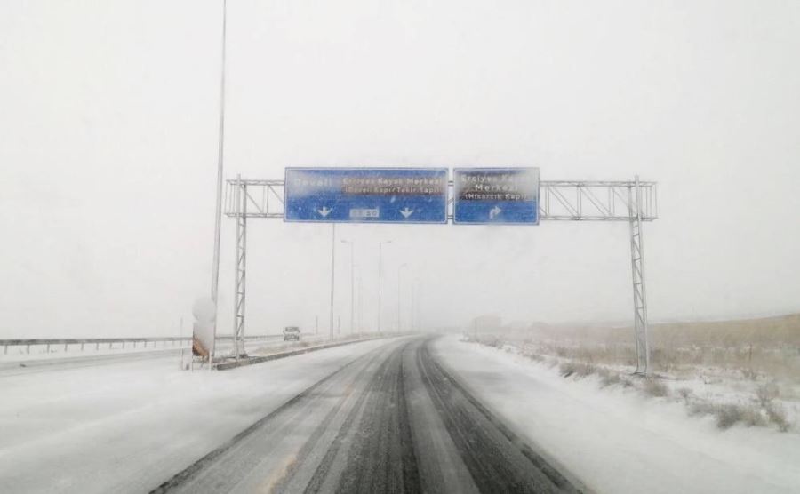 (Düzeltme) Erciyes’e ilk Ukraynalı turist kafilesi geldi