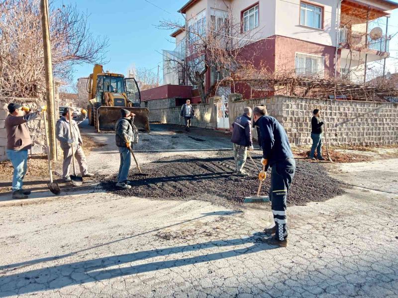 Bünyan’da yol bakım, onarım ve yenileme çalışmaları sürüyor
