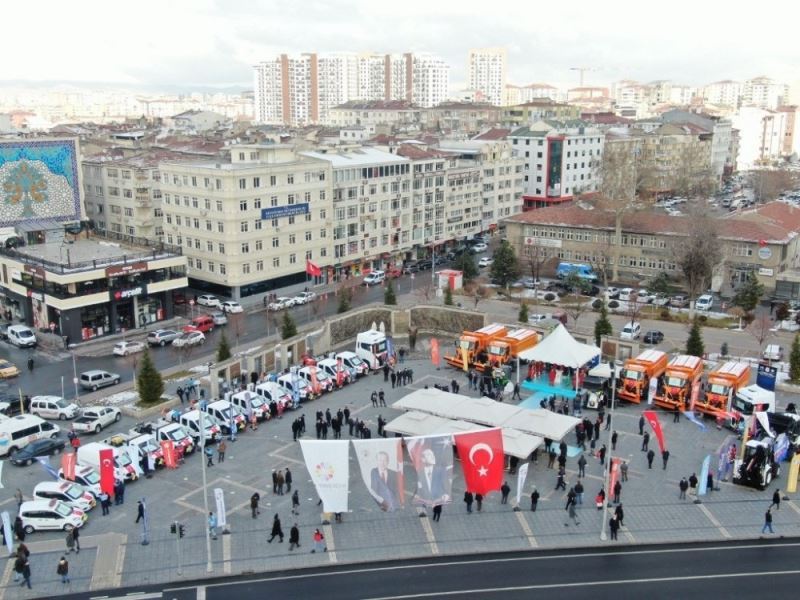 Başkan Çolakbayrakdar: “Yeni araçlar ve tüm ekiplerimizle yağışa hazırız”
