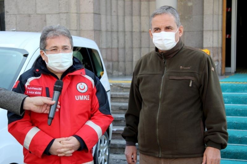 Sıhhat Projesi Kapsamında Sağlık Müdürlüğü’ne 2 Araç Tahsis Edildi
