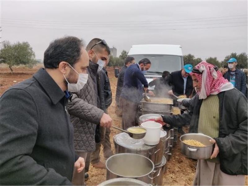 Kayseri’den gönderilen yardımlar Azez’de dağıtıldı
