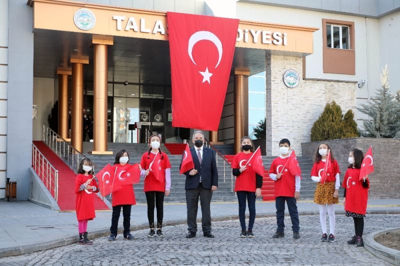 Talaslı öğrencilerden İstiklal Marşı klibi
