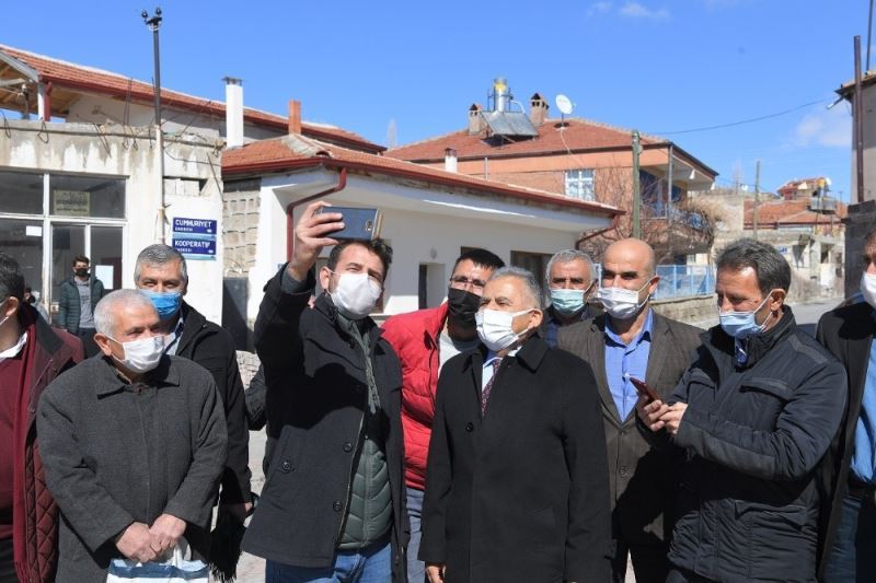 Başkan Büyükkılıç, Güneşli halkı ile buluştu
