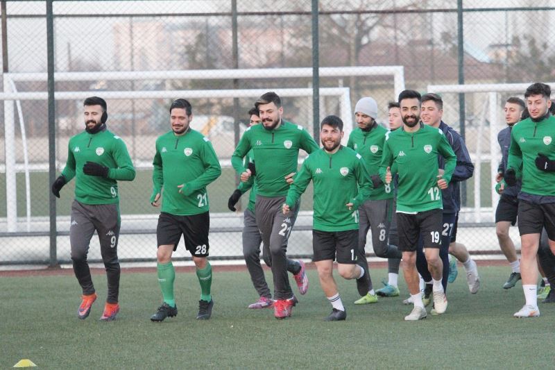 Yahyalıspor Kırşehir’de kamp yapacak
