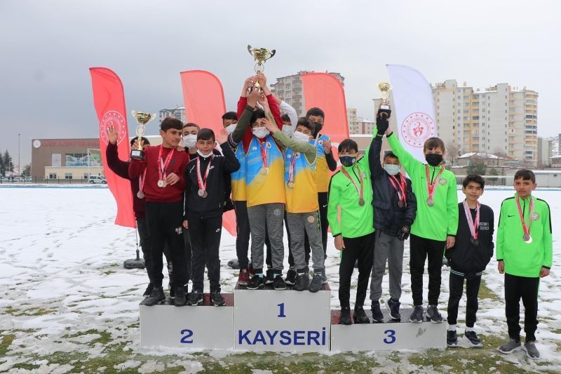 Küçükler Atletizm festivali tamamlandı
