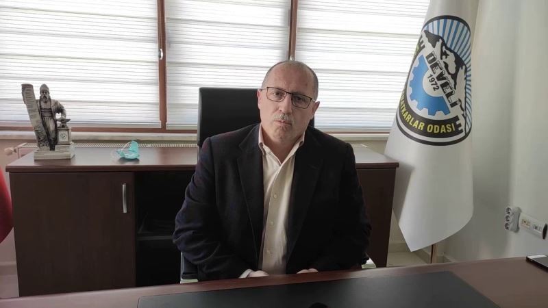 Tam kapanma küçük esnafı vurdu
