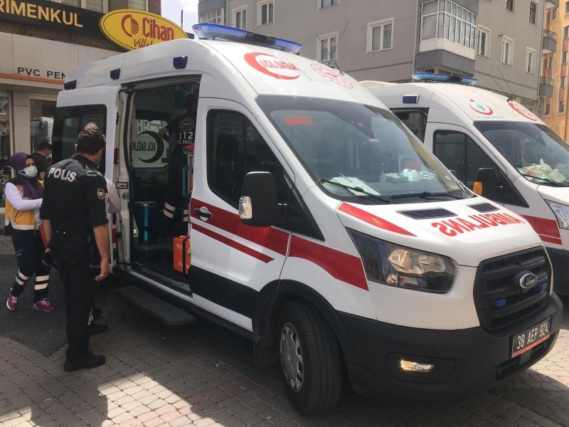 Kayseri’de açık unutulan tüp parladı: 2 yaralı
