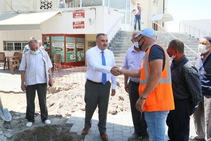 Başkan Cabbar Uzun Çarşı yenileme çalışmalarını yerinde inceledi
