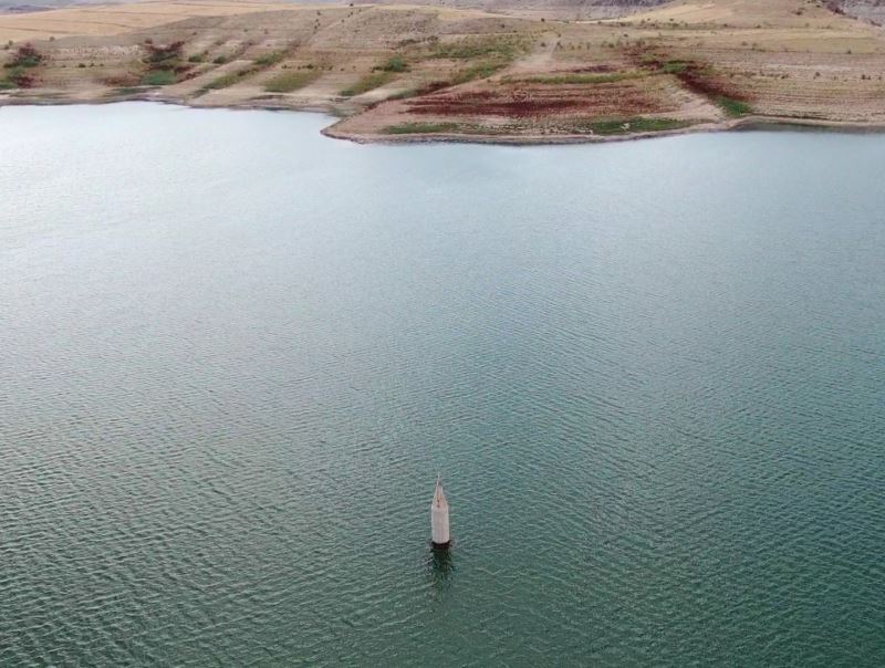 (Özel) Sular çekildi köy ortaya çıktı
