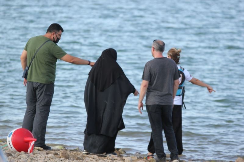 Baraj gölünde kaybolan 3 kişiyi arama çalışmaları devam ediyor
