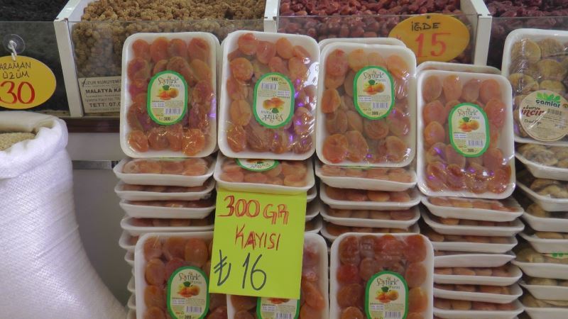 15 kaselik aşurenin maliyeti 60 TL
